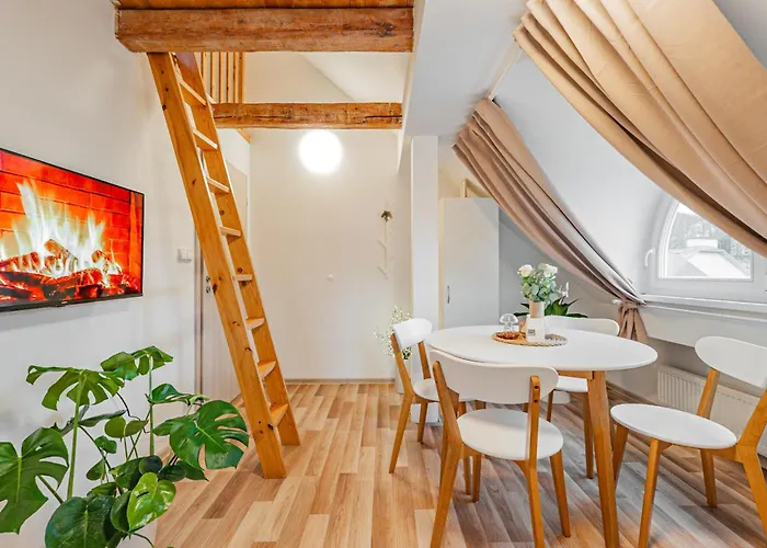 Karlsbad Apartments