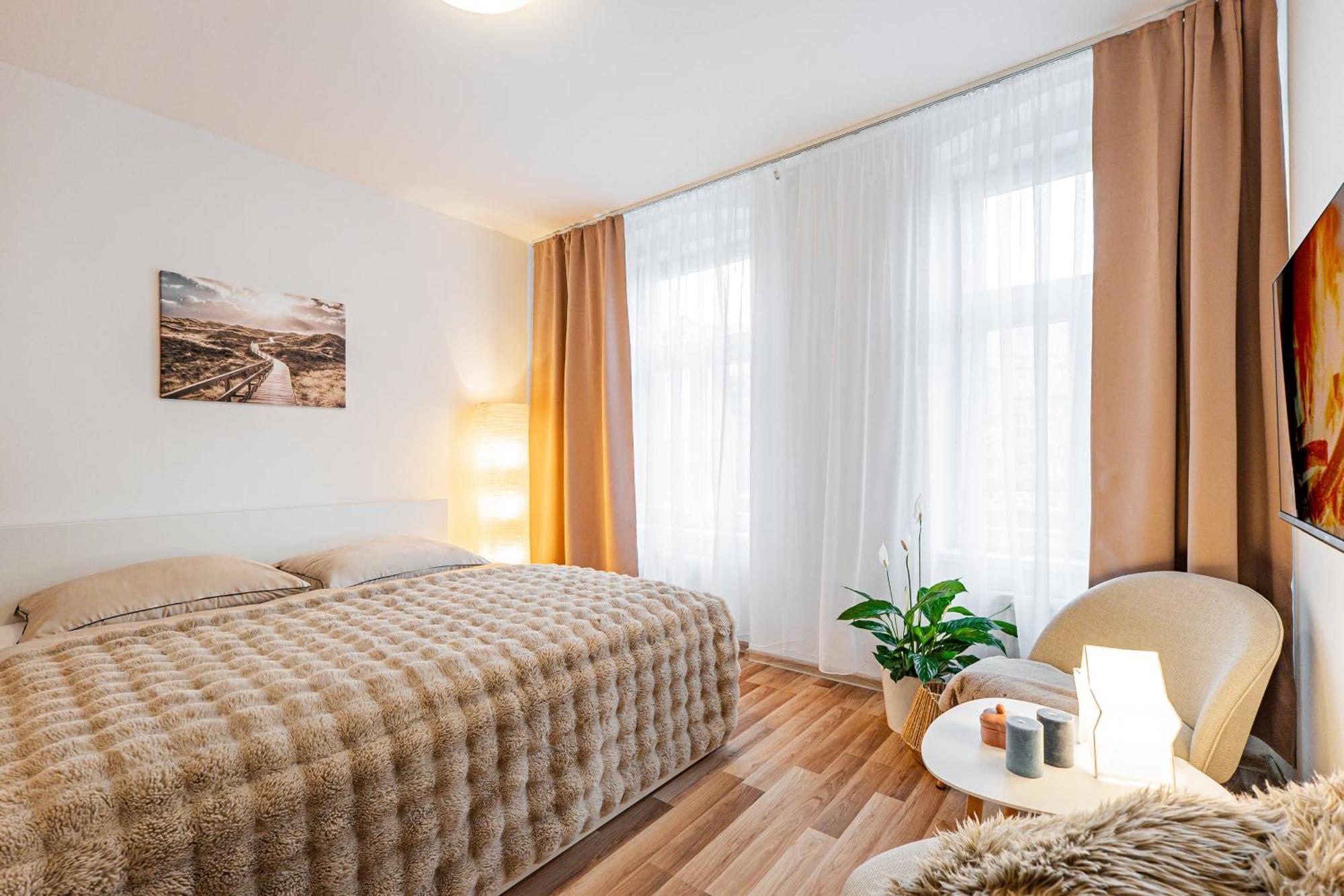 Karlsbad Apartments