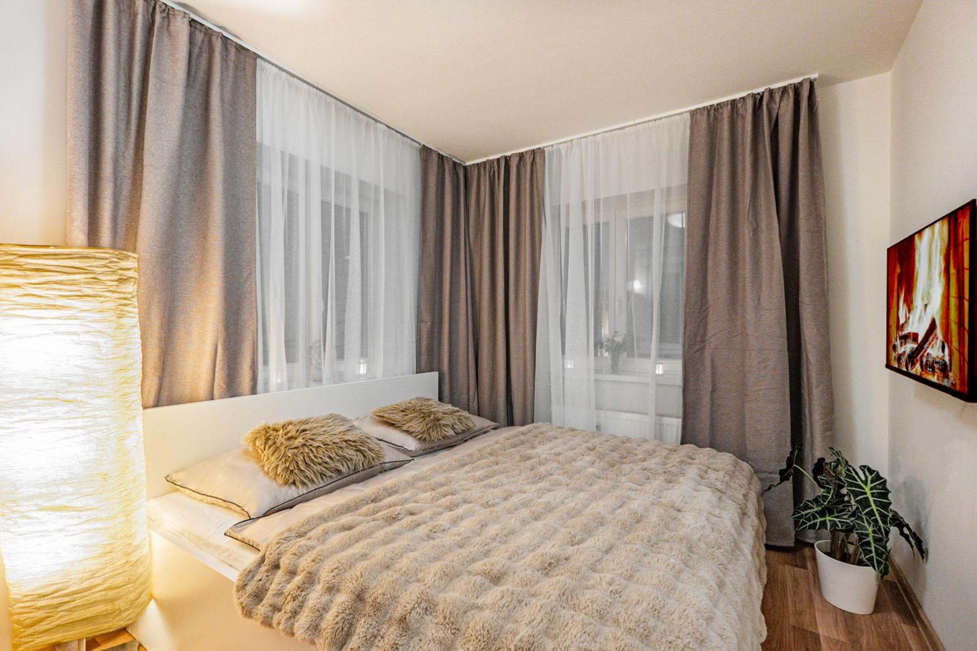 Karlsbad Apartments Apartment *