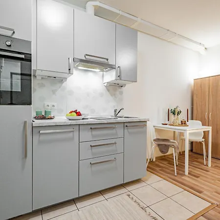 Karlsbad Apartments Exterior photo