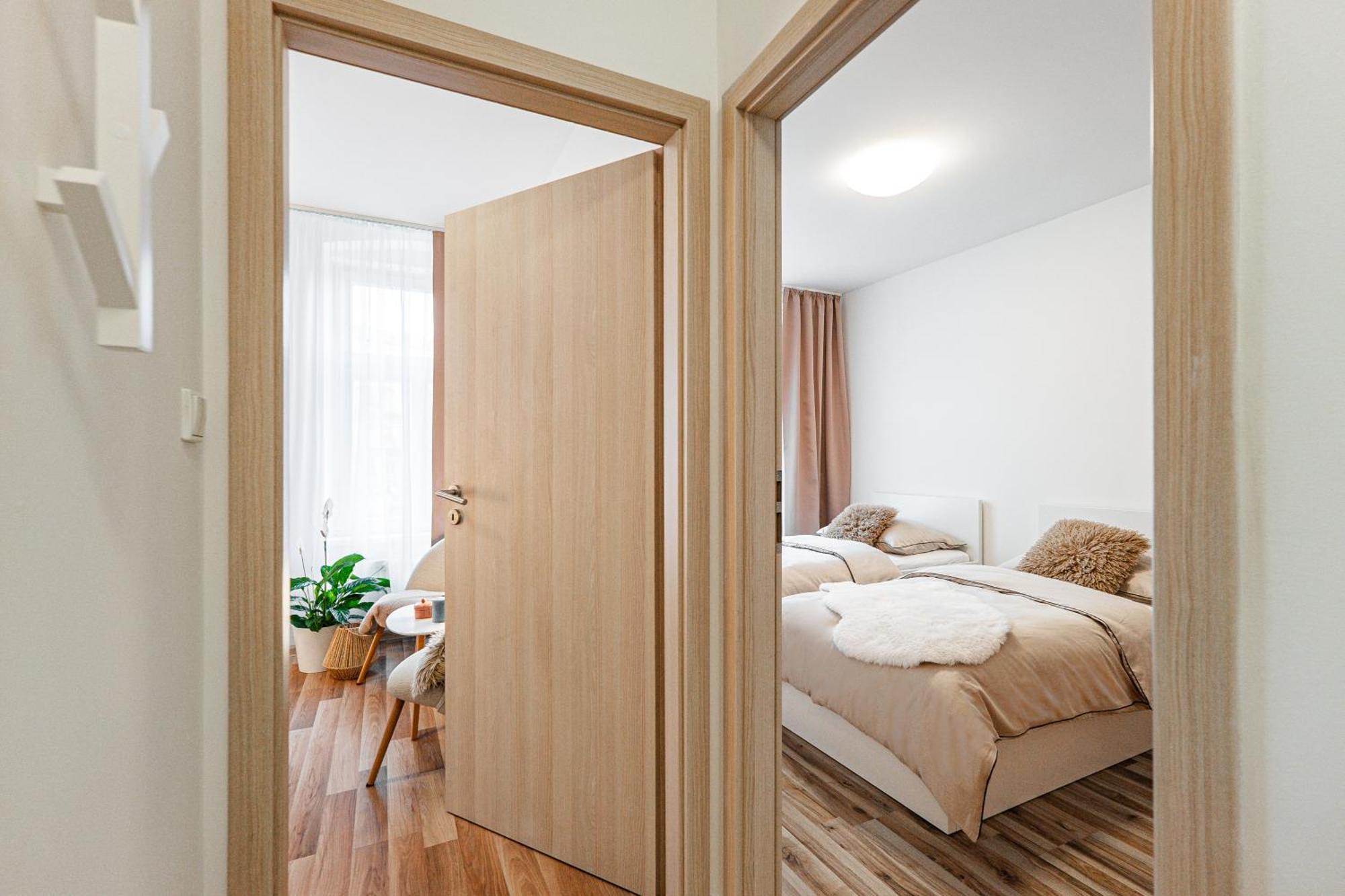 Karlsbad Apartments Apartment *